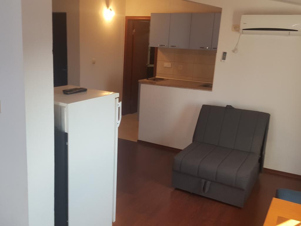 Buljarica Bay Apartments Petrovac Exteriör bild