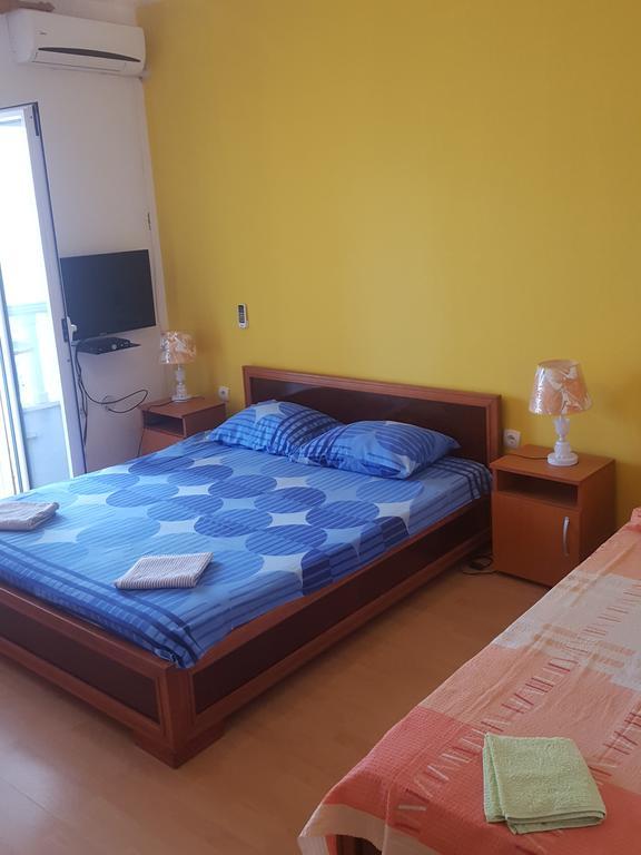 Buljarica Bay Apartments Petrovac Exteriör bild