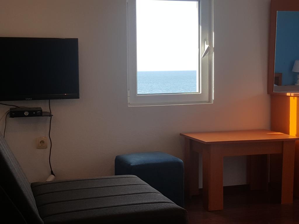 Buljarica Bay Apartments Petrovac Exteriör bild