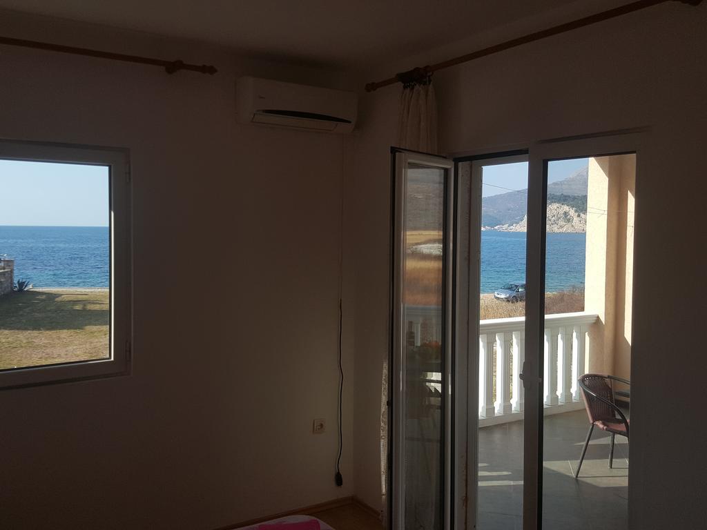 Buljarica Bay Apartments Petrovac Exteriör bild