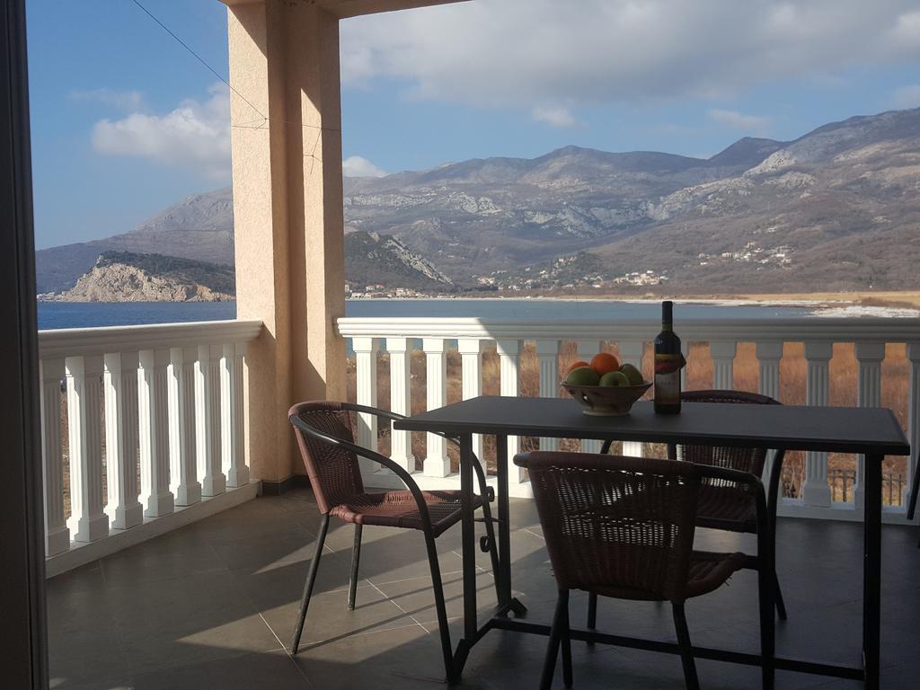 Buljarica Bay Apartments Petrovac Exteriör bild