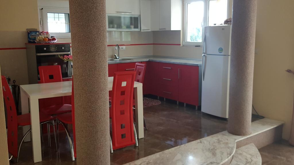 Buljarica Bay Apartments Petrovac Exteriör bild