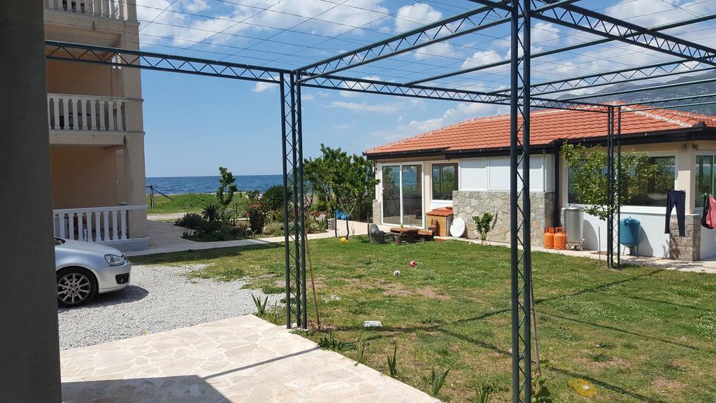Buljarica Bay Apartments Petrovac Exteriör bild