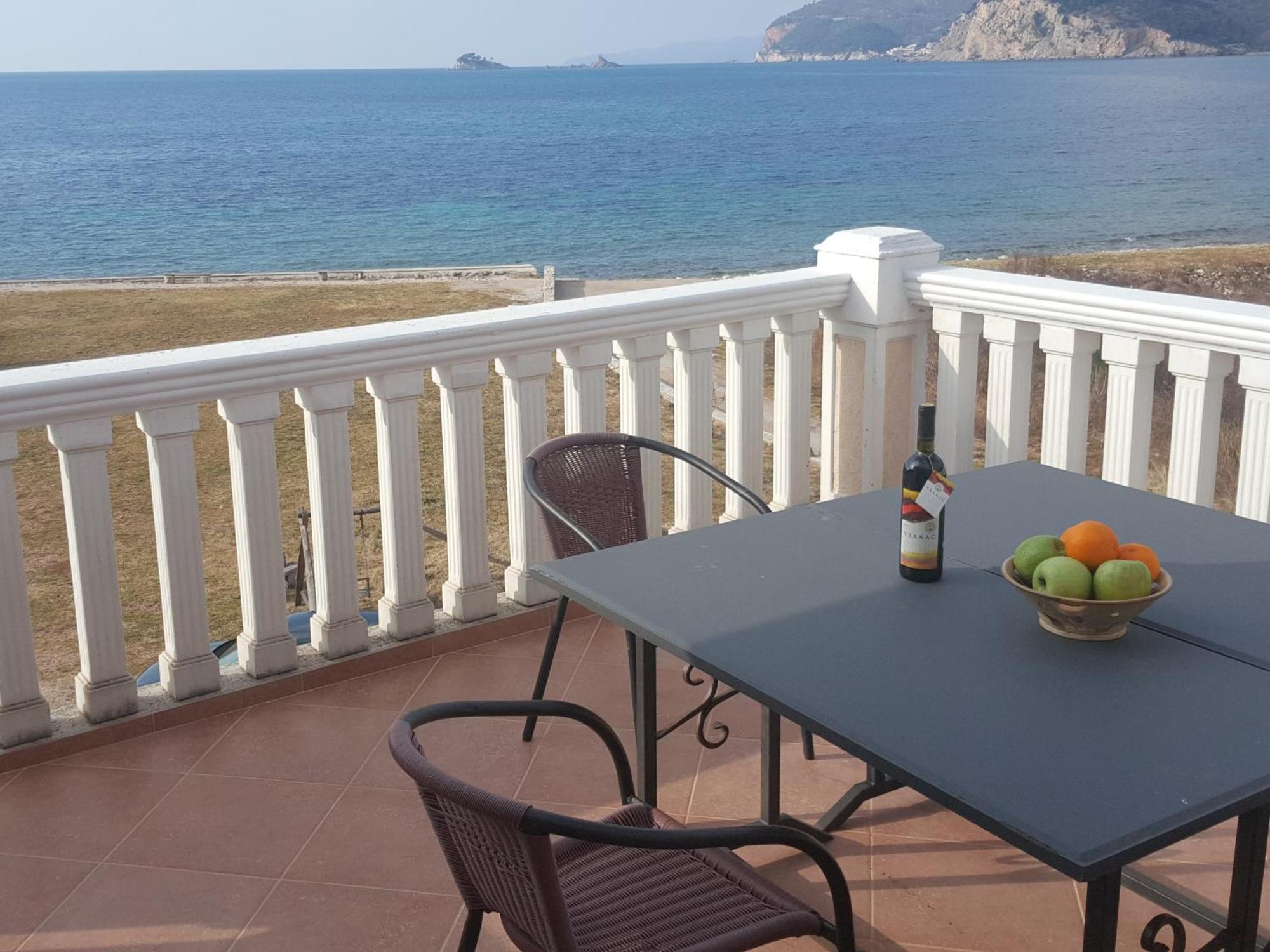 Buljarica Bay Apartments Petrovac Exteriör bild