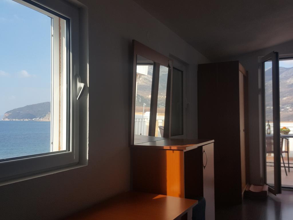 Buljarica Bay Apartments Petrovac Exteriör bild
